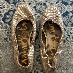 Sam Edelman Gold Textured Flats size 8.5